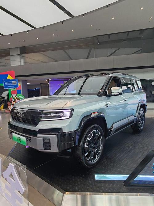 东莞企石镇超磊汇企业管理咨询比亚迪方程豹硬派越野的爆款，英菲尼迪35周年与你共成长